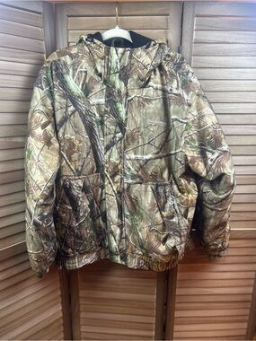 Field & Stream Realtree Camo Hunting Jacket XL Hooded Insulated Waterproof Coat